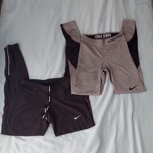 2 pairs women's Nike leggins
